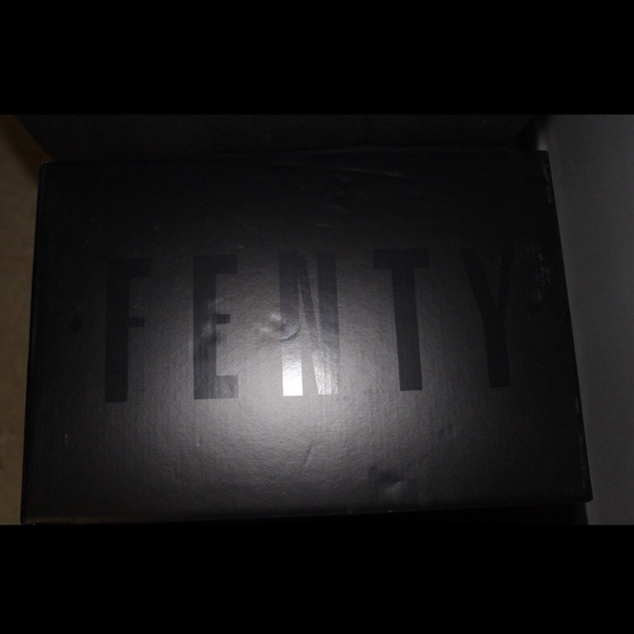 Puma - Picture 7 of 7